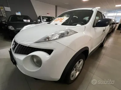Usata Nissan Juke 117 CV (86 kW) 2012 Bianco SUV