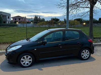 Peugeot 206+