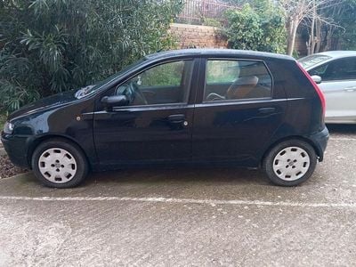 Usata Fiat Punto 54 CV (39 kW) 2002 Nero Utilitaria