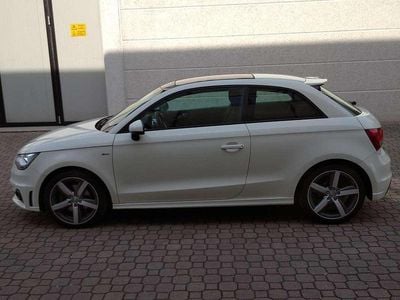 Usata Audi A1 Ambition 122 CV (89 kW) 2011 Bianco Utilitaria