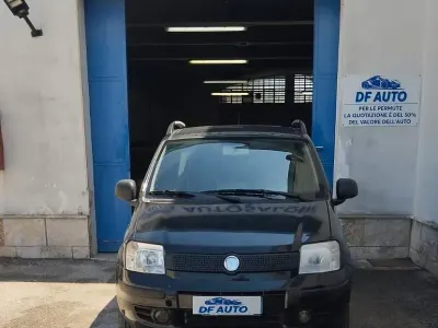 Usata Fiat Panda Classica 69 CV (50 kW) 2012 Nero Utilitaria