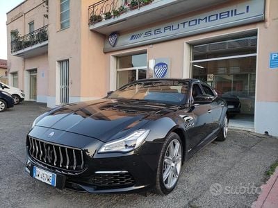 Begagnad Maserati Quattroporte GranLusso 275 HK (202 kW) 2017 Svart Sedan