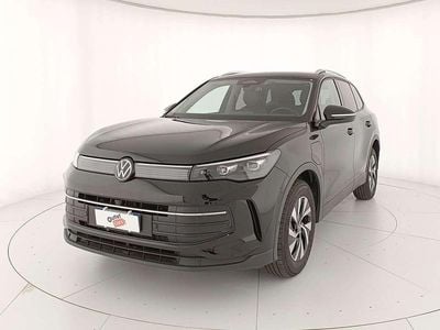 Usata VW Tiguan Life 204 CV (150 kW) 2025 Grenadill black metallizzato SUV