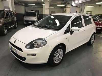 Usata Fiat Punto 77 CV (56 kW) 2015 Bianco Utilitaria