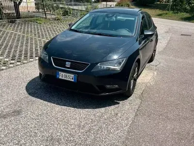 Usata Seat Leon 105 CV (77 kW) 2015 Nero Berlina