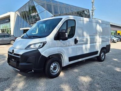 Nouvelle Opel Movano S 140 ch (102 kW) 2026 Blanc Van