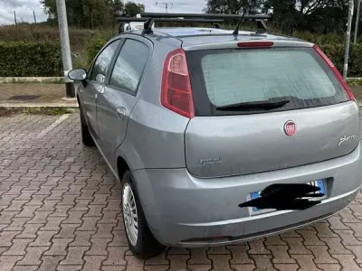 Usata Fiat Grande Punto Active 77 CV (56 kW) 2009 Utilitaria