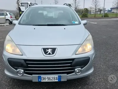 Usata Peugeot 307 90 CV (66 kW) 2007 Grigio Station wagon
