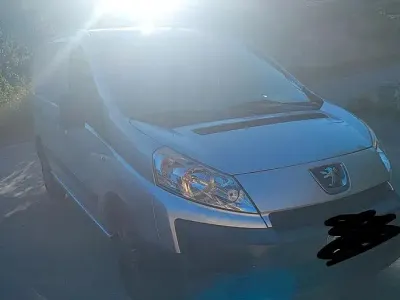 Usata Peugeot Expert 79 CV (58 kW) 2009 Furgone