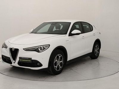 Usata Alfa Romeo Stelvio Business 190 CV (139 kW) 2022 Bianco SUV