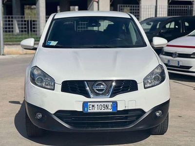 Gebraucht Nissan Qashqai Visia 110 PS (80 kW) 2013 Weiß SUV