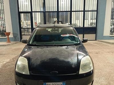 Usata Ford Fiesta Collection 68 CV (50 kW) 2005 Nero Utilitaria