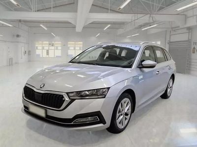 Usata 2023 Skoda Octavia Style Station wagon | 25.250 € (Buon prezzo)