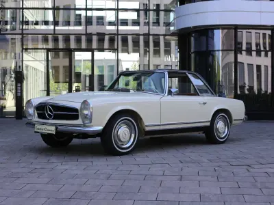 Usata Mercedes 230 150 CV (110 kW) 1965 Beige Cabrio