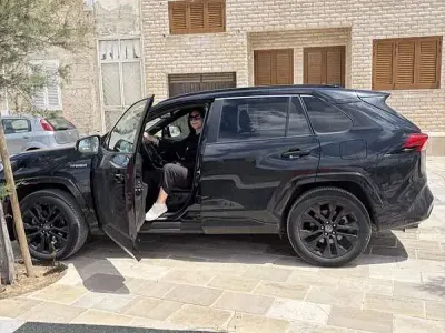 Usata Toyota RAV4 Hybrid Edition 226 CV (166 kW) 2021 SUV