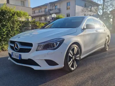 Begagnad Mercedes CLA200 Shooting Brake