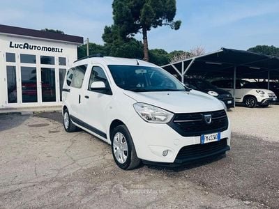 Usata Dacia Dokker Lauréate 90 CV (66 kW) 2017 Bianco Monovolume