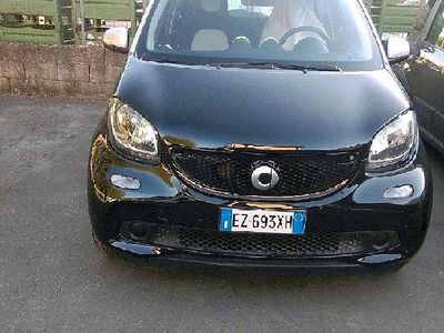 Usata Smart ForFour 71 CV (52 kW) 2015 Nero Utilitaria