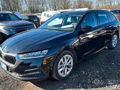Usata Skoda Octavia Executive 150 CV (110 kW) 2023 Nero Station wagon