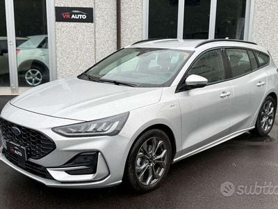 Usata Ford Focus ST-Line 125 CV (91 kW) 2025 Grigio Station wagon