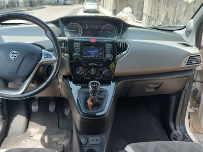 usata Lancia Ypsilon anno 2016 1.2 benzina 69 cv