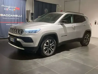 Usata Jeep Compass Limited 190 CV (139 kW) 2021 Argento SUV