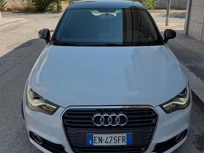 Usata Audi A1 90 CV (66 kW) 2012 Bianco Utilitaria