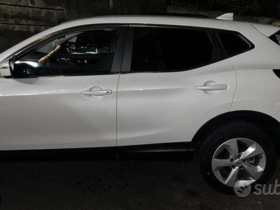 Usata Nissan Qashqai 140 CV (102 kW) 2019 Bianco SUV