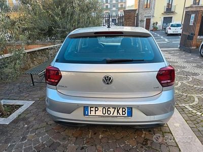 Grigio Usata 2018 VW Polo Comfortline Berlina | 9600 € (Buon prezzo)