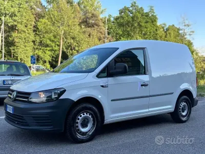 Usata VW Caddy 102 CV (75 kW) 2017 Bianco Monovolume
