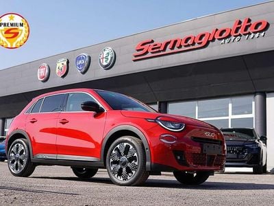 Usata Fiat 600 La Prima 101 CV (74 kW) 2025 Rosso SUV