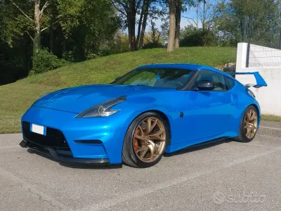 Usata Nissan 370Z Nismo 330 CV (242 kW) 2011 Bluazzurro Coupé
