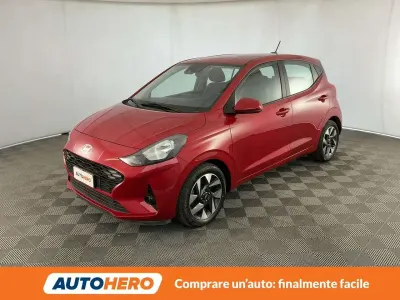 Usata Hyundai i10 67 CV (49 kW) 2023 Rosso Utilitaria