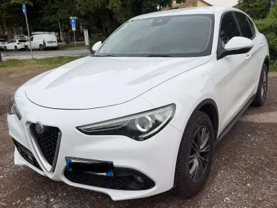 Usata Alfa Romeo Stelvio Super 150 CV (110 kW) 2018 Bianco SUV
