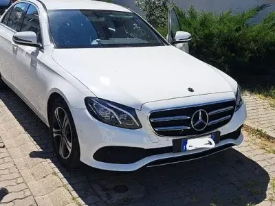 Usata Mercedes E200 160 CV (117 kW) 2019 Bianco Berlina