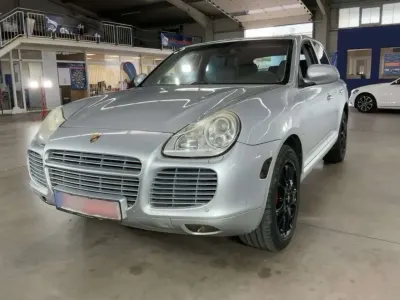 Usata Porsche Cayenne Turbo S 521 CV (383 kW) 2006 Arctic silver metallic SUV