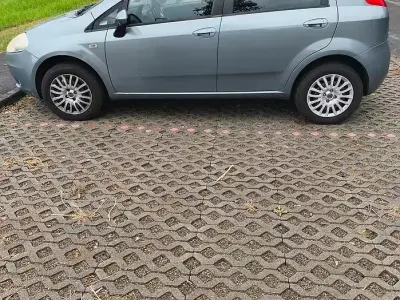 Usata Fiat Grande Punto 77 CV (56 kW) 2008 Grigio Utilitaria