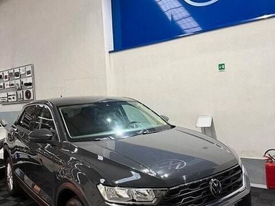 Usata VW T-Roc Business 110 CV (80 kW) 2021 Grigio SUV