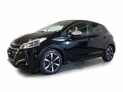 Usata Peugeot 208 Signature Sky 102 CV (75 kW) 2019 Nero Utilitaria