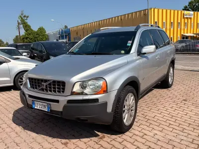 Usata Volvo XC90 185 CV (136 kW) 2005 Grigio SUV