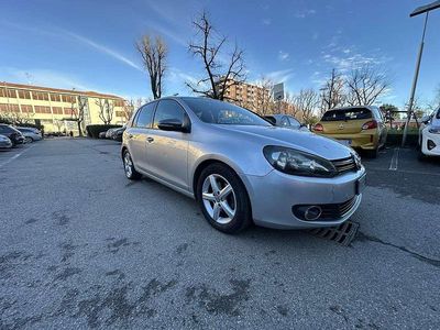 Usata VW Golf VI 122 CV (89 kW) 2010 Grigio Utilitaria