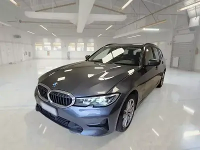 Gebraucht BMW 318 Advantage 150 PS (110 kW) 2022 Grau Kombi