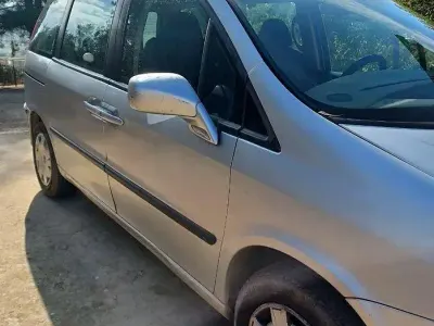 Käytetty Fiat Ulysse 136 HP (100 kW) 2006 Tila-auto