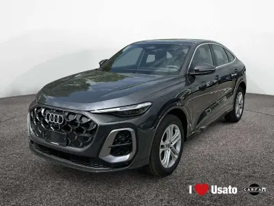 Nuova Audi Q5 Sportback S-Line 204 CV (150 kW) 2025 Grigio SUV