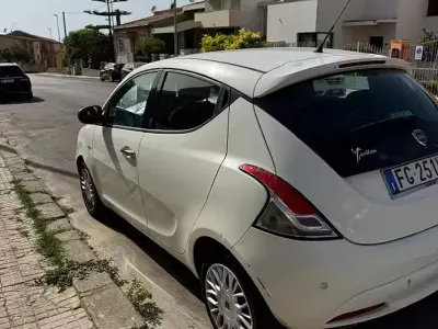 Usata Lancia Ypsilon