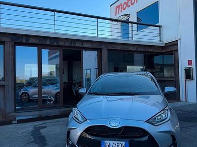 Usata Toyota Yaris Hybrid 2024 Grigio Berlina