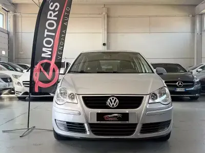 Usata VW Polo Comfortline 80 CV (58 kW) 2008 Grigio Utilitaria