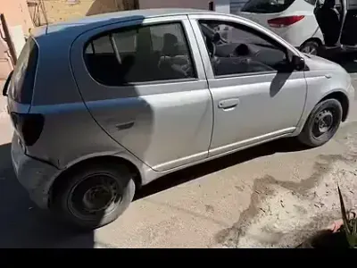 Usata Toyota Yaris 75 CV (55 kW) 2003 Berlina