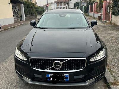 usata Volvo V90 CC anno 2022 km 28100