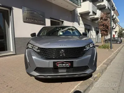 Usata Peugeot 3008 Business-Line 131 CV (96 kW) 2024 Grigio SUV